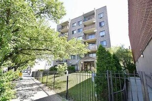 5409 108th St, Unit 1D in Queens, NY - Building Photo