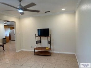 711 Cisneros St in Port Isabel, TX - Building Photo - Building Photo