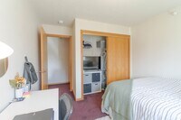 9135 University Ave photo'