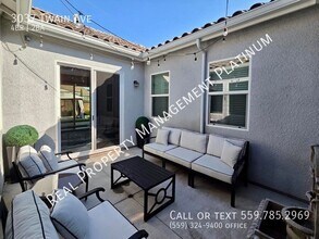 3037 Twain Ave in Clovis, CA - Building Photo - Building Photo