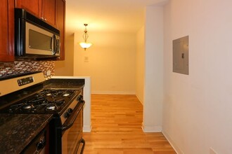 628 W Wrightwood Ave in Chicago, IL - Building Photo - Building Photo