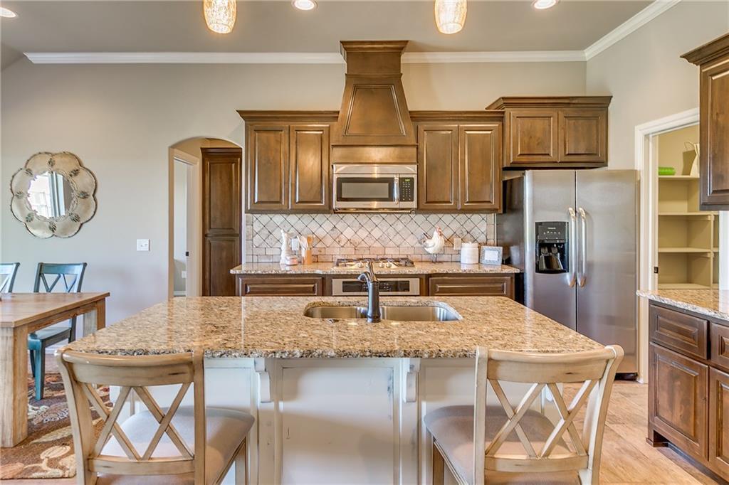 13625 Cobblestone Pkwy in Oklahoma City, OK - Building Photo