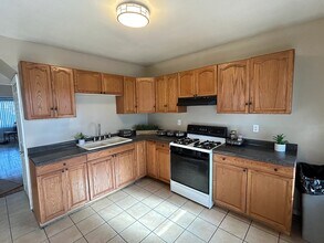 5543 W 64th St in Chicago, IL - Building Photo - Building Photo