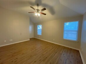 13542 Forest Gully in Houston, TX - Building Photo - Building Photo