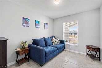 3217 NW 3rd Ave in Cape Coral, FL - Building Photo - Building Photo