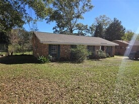 4325 Brewer Rd in Montgomery, AL - Building Photo