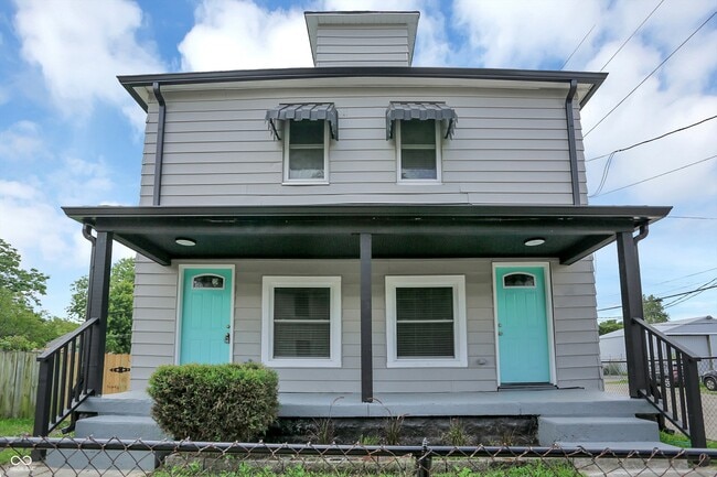 property at 1117 E Naomi St