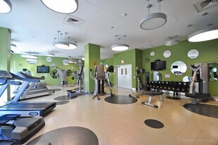 125 S Green St, Unit 501a in Chicago, IL - Building Photo