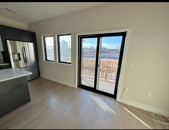 1506 N 8th St in Philadelphia, PA - Foto de edificio - Building Photo