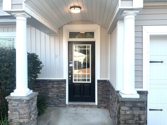 51 Sago Palm Dr in Bluffton, SC - Foto de edificio - Building Photo