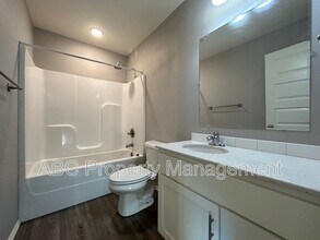4073 W Santa Maria Ln in Fayetteville, AR - Building Photo - Building Photo