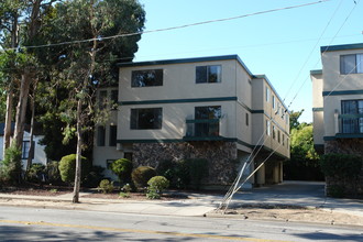 1329 El Camino Real in Burlingame, CA - Building Photo - Building Photo