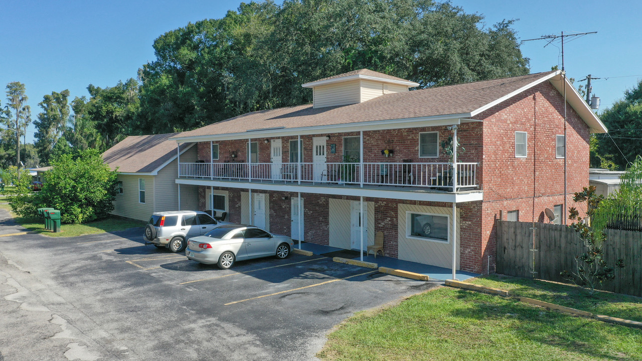 Gann Village in Land O Lakes, FL - Foto de edificio