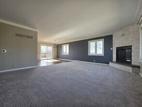 3835 Lost Valley Rd SE in Cedar Rapids, IA - Building Photo - Building Photo