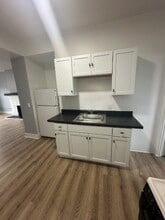 2654 N Moreland Blvd in Cleveland, OH - Building Photo - Building Photo