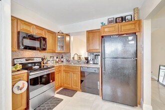 14723 Cumberland Dr in Delray Beach, FL - Building Photo - Building Photo