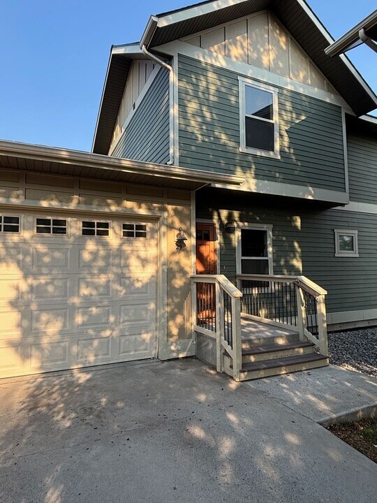 3337 N 27th Ave in Bozeman, MT - Building Photo