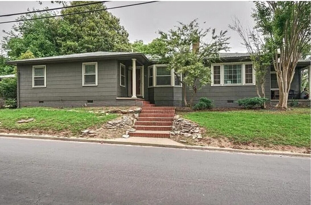 505 W 15th St in Tulsa, OK - Building Photo
