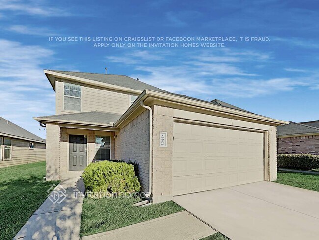 property at 15734 Regal Trace Ln