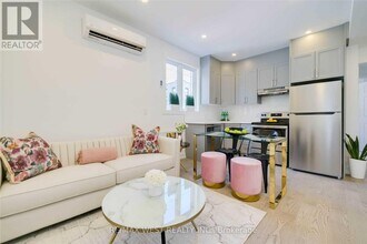 129 Curzon St in Toronto, ON - Building Photo - Building Photo