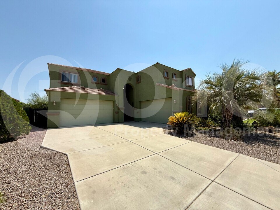 4413 E Odessa Dr in Queen Creek, AZ - Building Photo