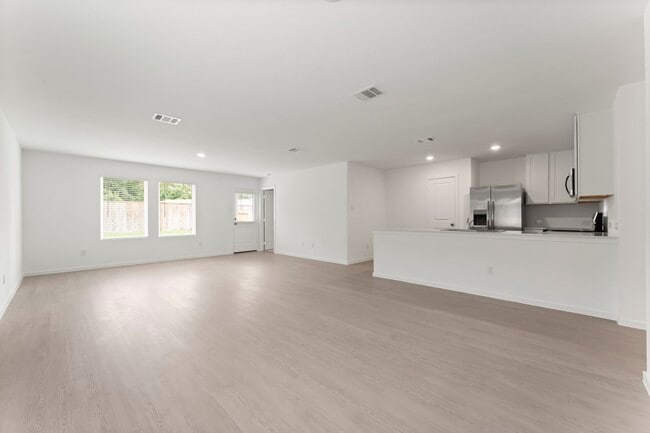 468 Shoreview Dr in Conroe, TX - Building Photo - Building Photo