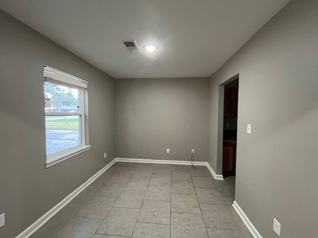 3810 Hilltop Dr in Horn Lake, MS - Foto de edificio - Building Photo
