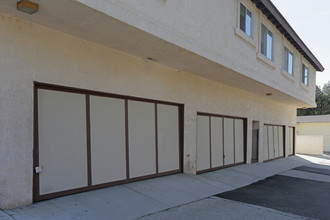 6051 Greenleaf Ave in Whittier, CA - Building Photo - Building Photo