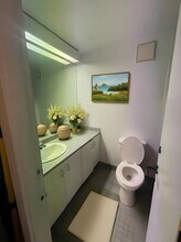 61 Brookline Ave, Unit 209 in Boston, MA - Foto de edificio - Building Photo