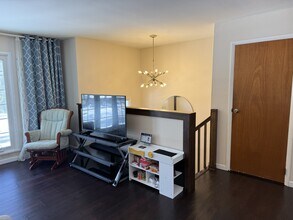 531 Hillside Ave in State College, PA - Building Photo - Building Photo