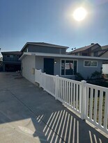 2226 Voorhees Ave in Redondo Beach, CA - Building Photo