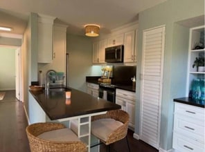 140 Uwapo Rd in Kihei, HI - Building Photo - Building Photo