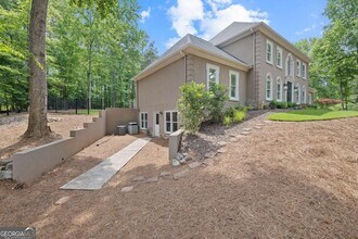 9950 Farmbrook Ln in Alpharetta, GA - Building Photo - Building Photo