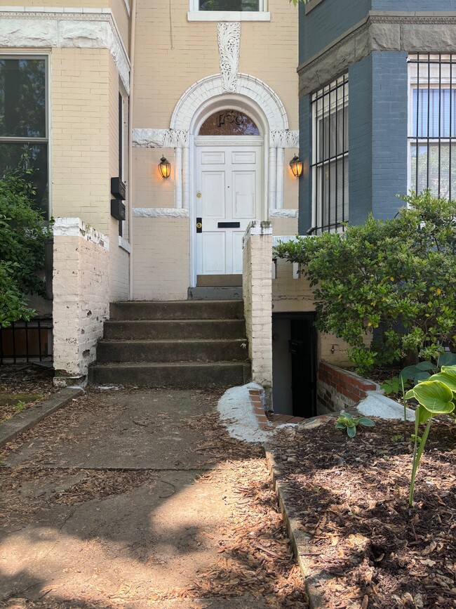 1738 U St NW, Unit #1 in Washington, DC - Building Photo - Building Photo