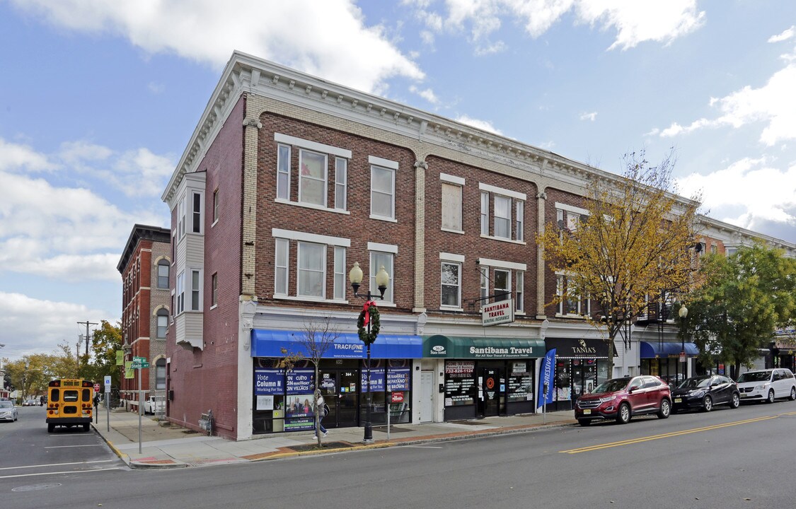 362 State St in Perth Amboy, NJ - Building Photo