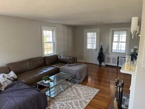 101 Richmond Rd in Belmont, MA - Building Photo - Building Photo