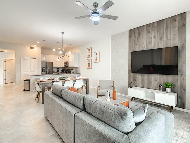 1199 Drop Ln in Kissimmee, FL - Building Photo - Building Photo