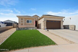 12364 Desert Dove Ave in El Paso, TX - Building Photo - Building Photo
