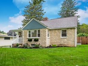 3227 Ainwick Rd in Columbus, OH - Building Photo - Building Photo