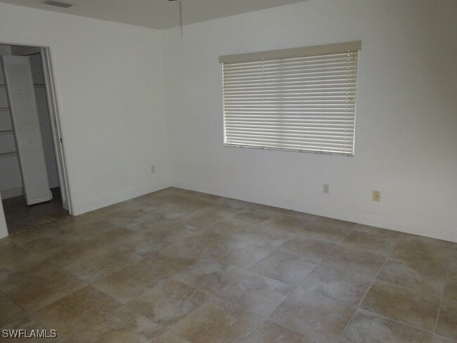 property at 2637 SW 27th St