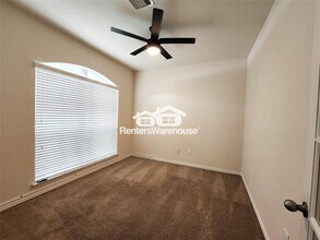 5902 Rice Rd in Pearland, TX - Building Photo - Building Photo