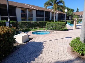 2339 SW 15th St in Deerfield Beach, FL - Building Photo - Building Photo