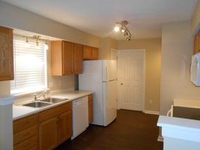 530 Delaware Crossing in Trenton, OH - Building Photo - Building Photo