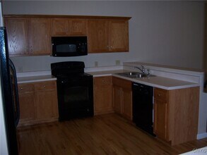 5598 St Elmos Dr in Brewerton, NY - Building Photo - Building Photo