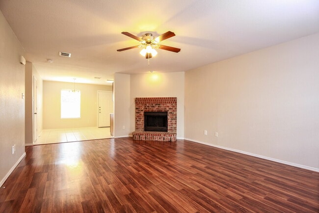 3432 Crisoforo Dr in Denton, TX - Building Photo - Building Photo