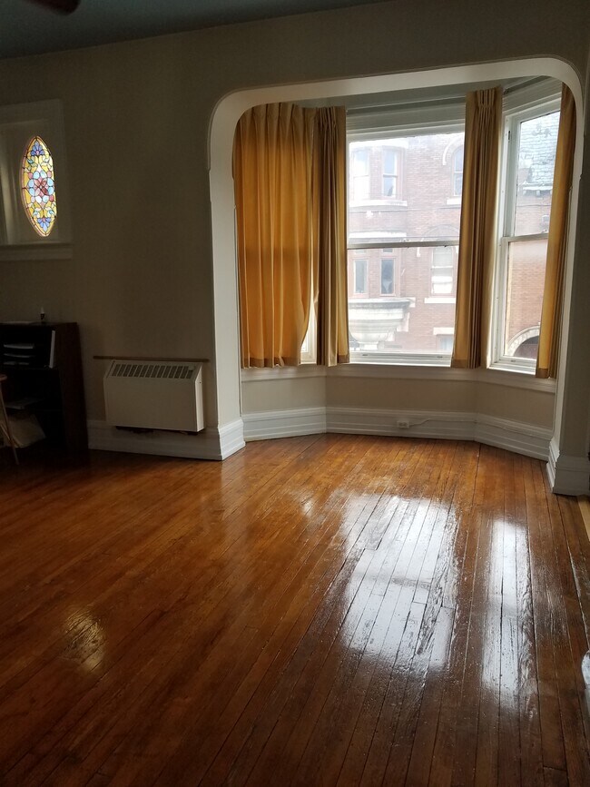 56 N Queen St Rentals in York, PA