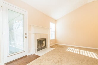 1318 Eastwoods Dr in Murfreesboro, TN - Building Photo - Building Photo