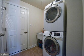 10561 Old Ellicott Cir in Ellicott City, MD - Building Photo - Building Photo
