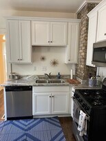 2830 N Frederick Ave, Unit 2830 N Frederick Ave #2 in Milwaukee, WI - Building Photo