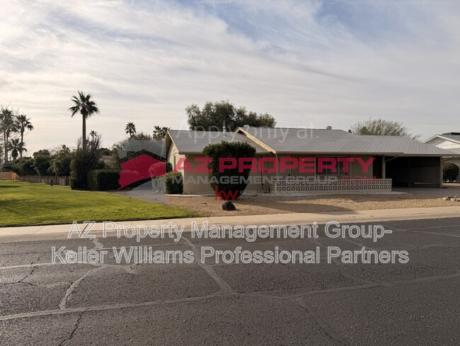 10831 W Deanne Dr in Sun City, AZ - Building Photo - Building Photo